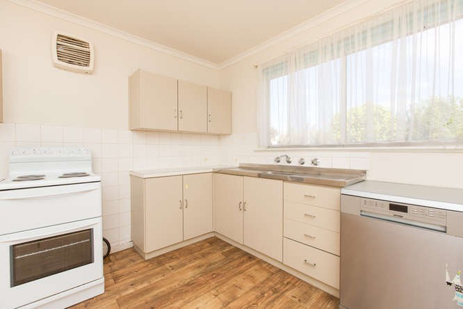 2 Leonard Street, Mildura, VIC 3500 - Thumbnail 2 - 23/05/2019