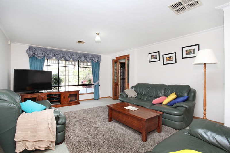 36 Matthews Street, Sunshine, VIC 3020 - Thumbnail 2 - 20/05/2019