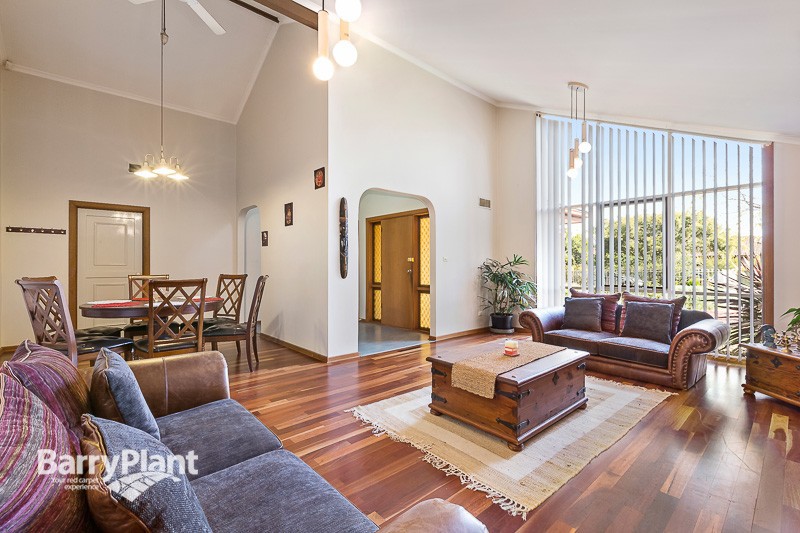 1 Oriflamme Court, Aspendale Gardens, VIC 3195 - Thumbnail 2 - 20/05/2019