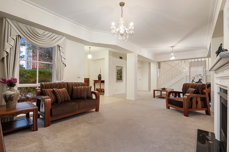15 Park Hill WayDoncaster, VIC 3108, Doncaster - Thumbnail 2