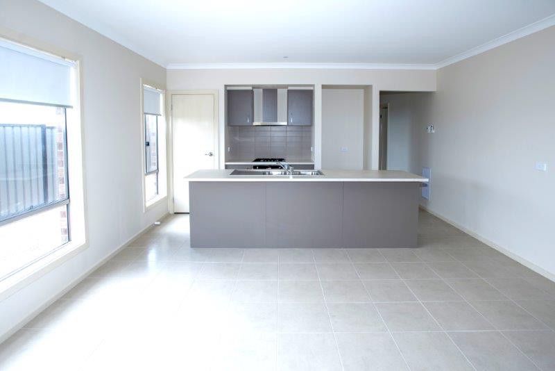 28 Strident Road, Craigieburn, VIC 3064 - Thumbnail 1 - 23/05/2019