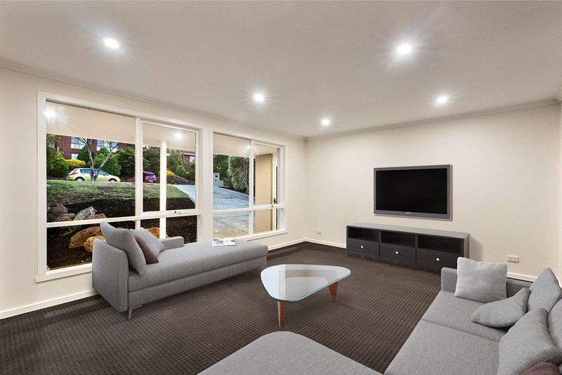 29 Santa Rosa Boulevard, Doncaster East, VIC 3109 - Thumbnail 2 - 23/05/2019