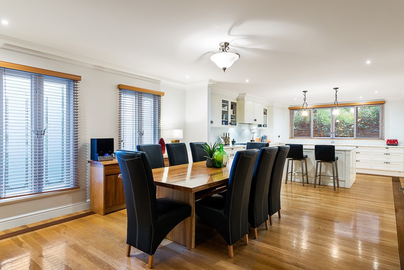 2 Tudor CourtBalwyn North, VIC 3104, Balwyn North - Thumbnail 4