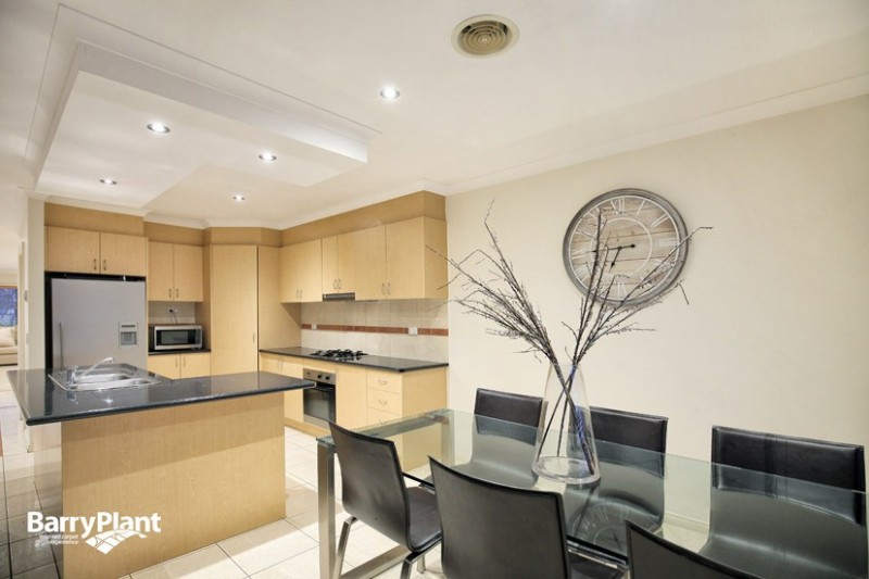 44 Sandover Drive, Roxburgh Park, VIC 3064 - Thumbnail 2 - 20/05/2019