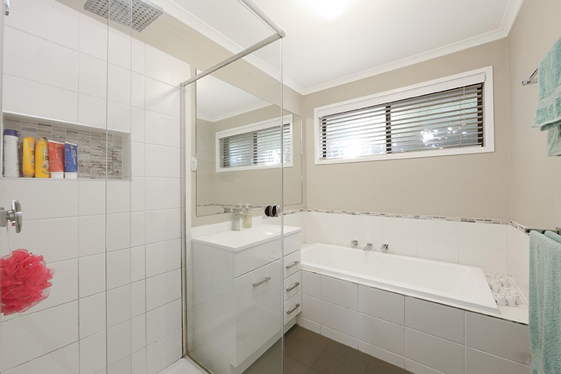 2 Tullaroop Court, Lysterfield, VIC 3156 - Thumbnail 1 - 20/05/2019