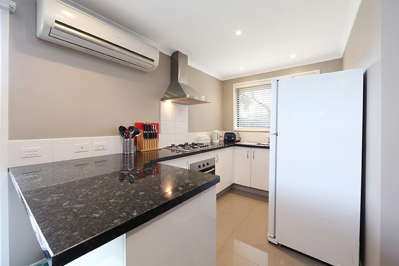 2 Tullaroop Court, Lysterfield, VIC 3156 - Thumbnail 2 - 20/05/2019