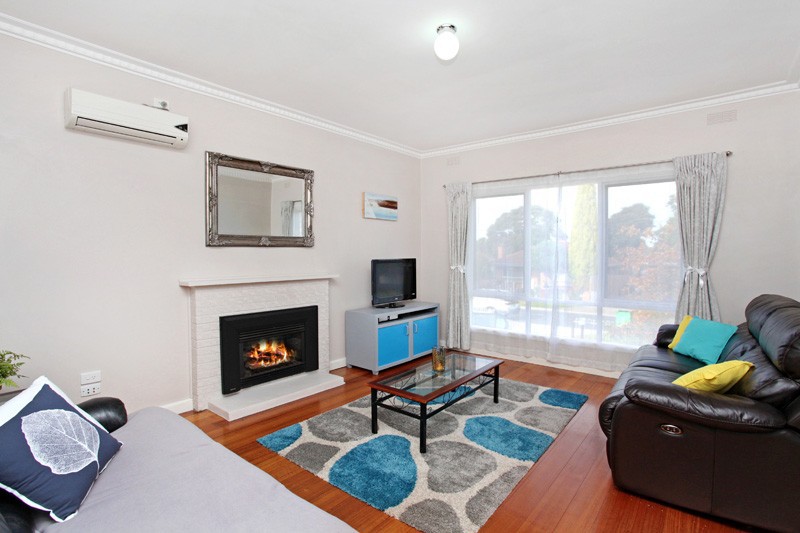 24 McIntosh Street, Sunshine, VIC 3020 - Thumbnail 2 - 20/05/2019