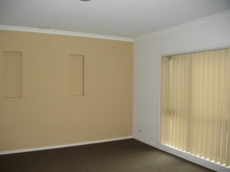 1/12 Mack Street, Reservoir, VIC 3073 - Thumbnail 1 - 23/05/2019