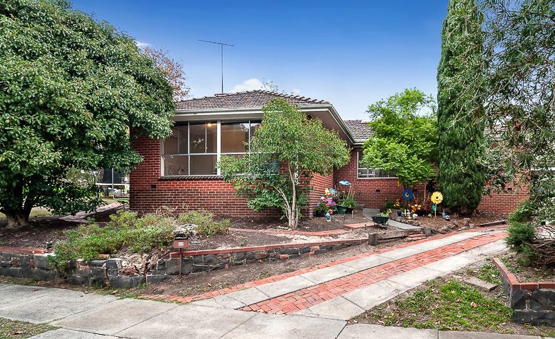 49 Howitt DriveTemplestowe Lower, VIC 3107, Templestowe Lower - Thumbnail 2
