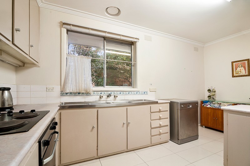 49 Howitt DriveTemplestowe Lower, VIC 3107, Templestowe Lower - Thumbnail 5