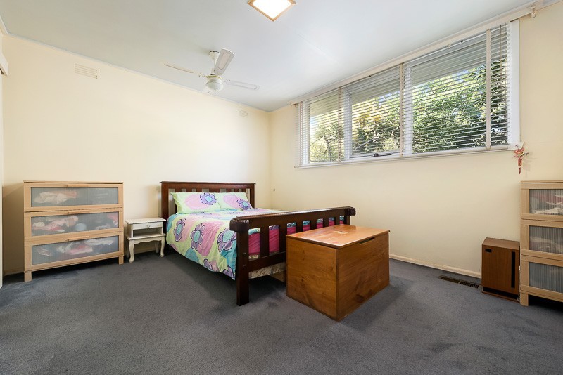 5 Kalimna CrescentDoncaster, VIC 3108, Doncaster - Thumbnail 4
