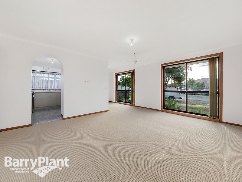 11 Nadur Court, St Albans, VIC 3021 - Thumbnail 1 - 20/05/2019