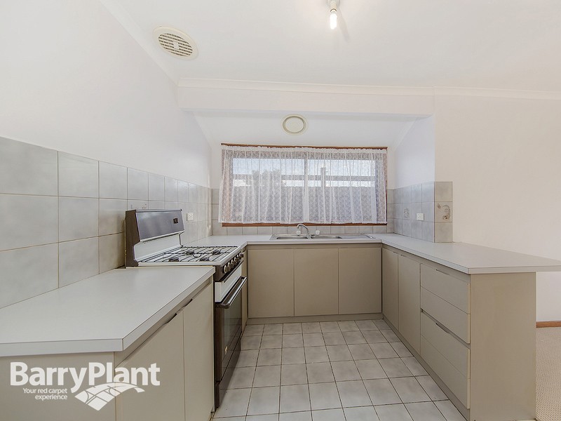 11 Nadur Court, St Albans, VIC 3021 - Thumbnail 2 - 20/05/2019