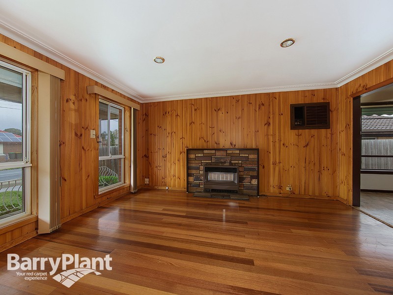 20 Chelmsford Crescent, St Albans, VIC 3021 - Thumbnail 1 - 20/05/2019