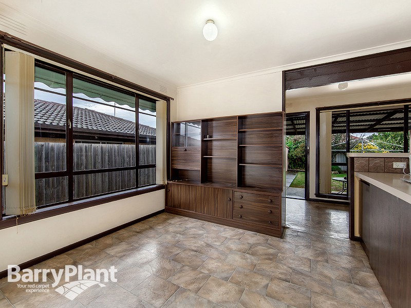 20 Chelmsford Crescent, St Albans, VIC 3021 - Thumbnail 2 - 20/05/2019