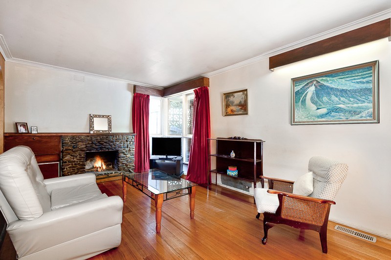 28 Larkspur Avenue, Doncaster, VIC 3108, Doncaster - Thumbnail 2