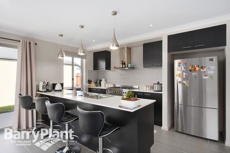 2 Avebury Place, Officer, VIC 3809 - Thumbnail 1 - 23/05/2019