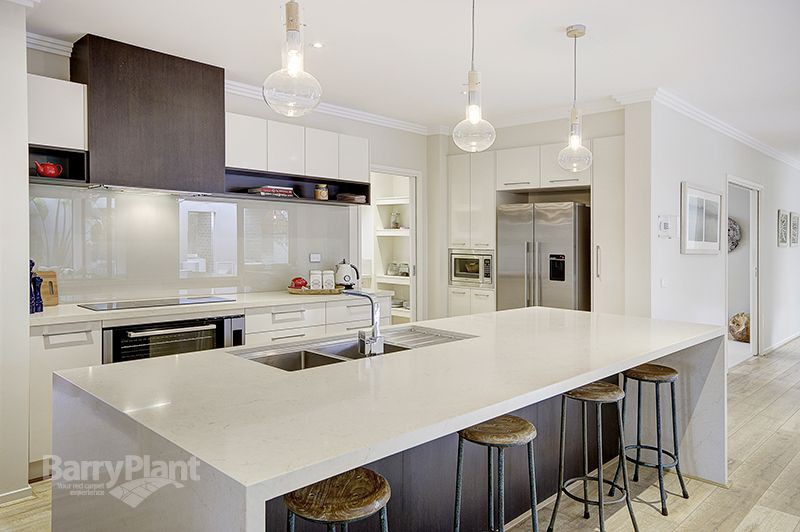 11 Native Avenue, Mount Duneed, VIC 3217 - Thumbnail 2 - 20/05/2019