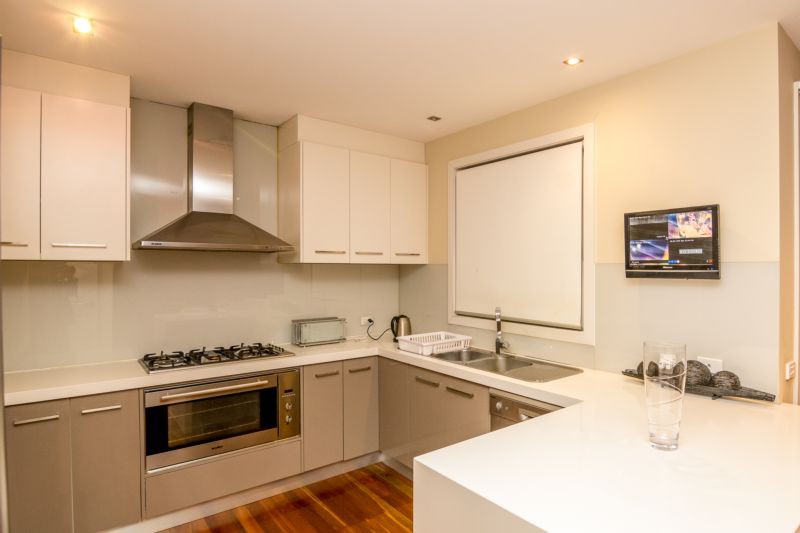 40 Pleasant Road, Thomastown, VIC 3074 - Thumbnail 1 - 20/05/2019