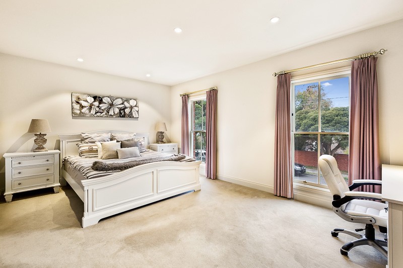 1060/1 Ocean Street, BURLEIGH HEADS QLD 4220, Doncaster - Thumbnail 7