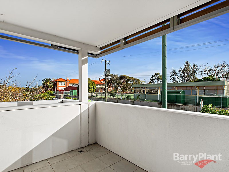 4/2 Cedar Street, Caulfield South, VIC 3162 - Thumbnail 2 - 20/05/2019