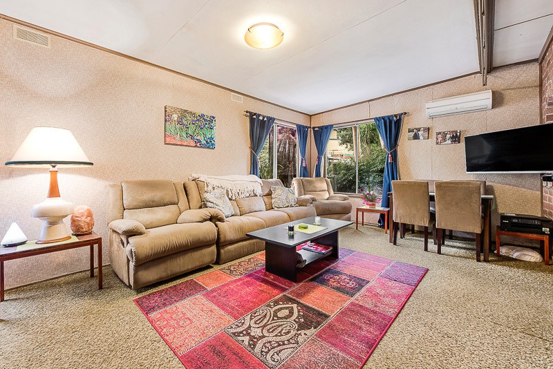 74 Clyde Street, Diamond Creek, VIC 3089 - Thumbnail 1 - 20/05/2019