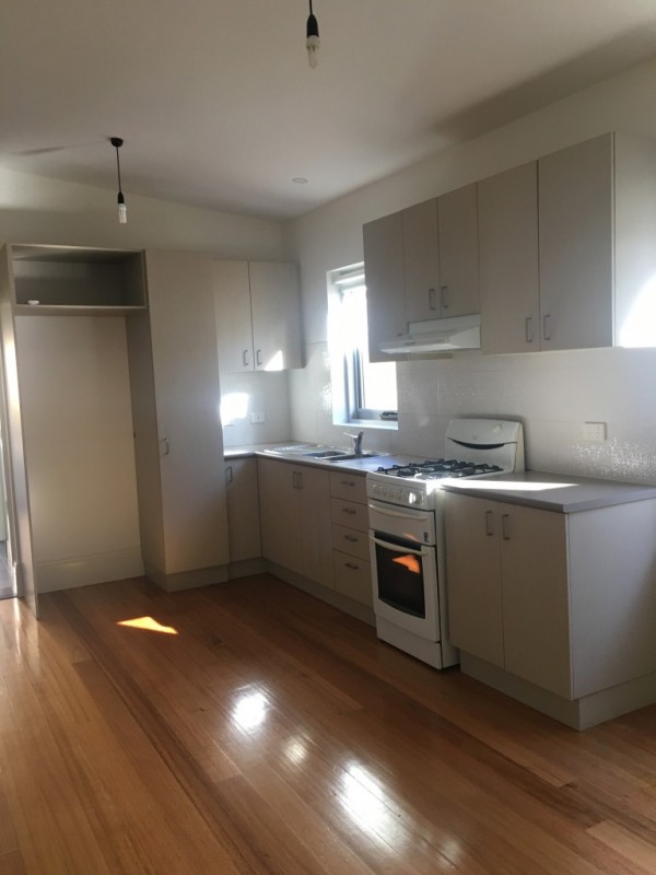 10 Milton Crescent, Preston, VIC 3072 - Thumbnail 1 - 23/05/2019