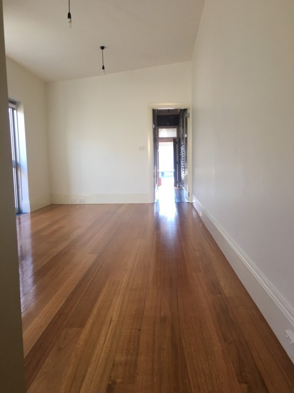 10 Milton Crescent, Preston, VIC 3072 - Thumbnail 2 - 23/05/2019