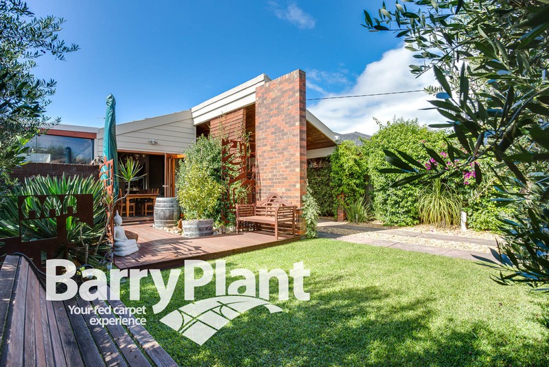 3 First Avenue, Rosebud, VIC 3939 - Thumbnail 2 - 20/05/2019