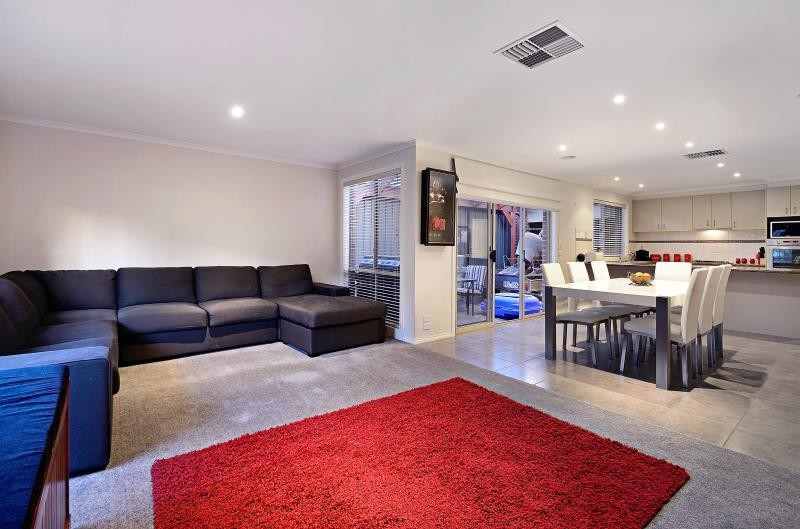73 Leigh Drive, Pakenham, VIC 3810 - Thumbnail 1 - 23/05/2019