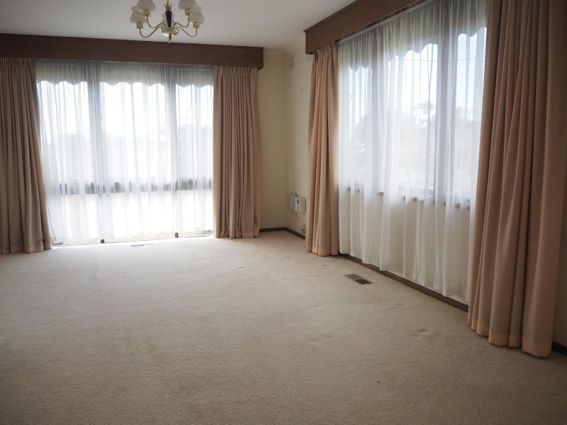 7 Caple Place, Gladstone Park, VIC 3043 - Thumbnail 1 - 23/05/2019