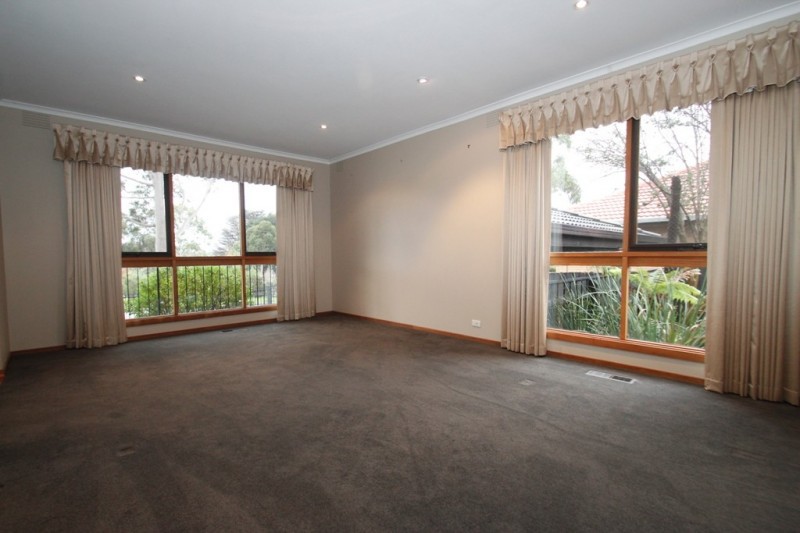 696 Wellington Road, Mulgrave, VIC 3170 - Thumbnail 1 - 23/05/2019