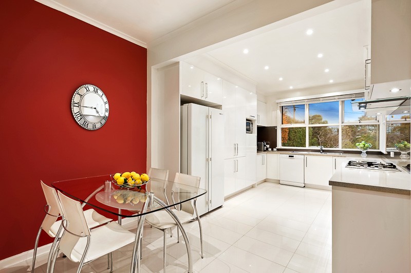 13 Montgomery Place, Bulleen, VIC 3105, Bulleen - Thumbnail 2