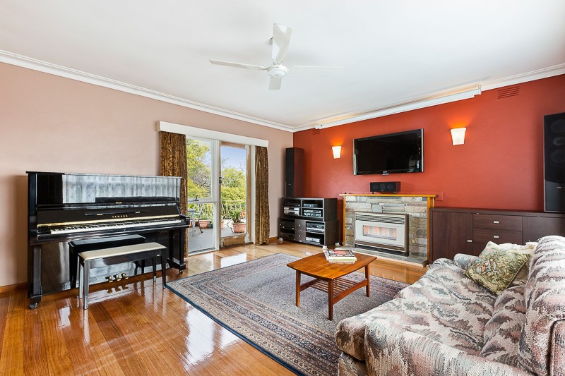 8 Winters WayDoncaster, VIC 3108, Doncaster - Thumbnail 2