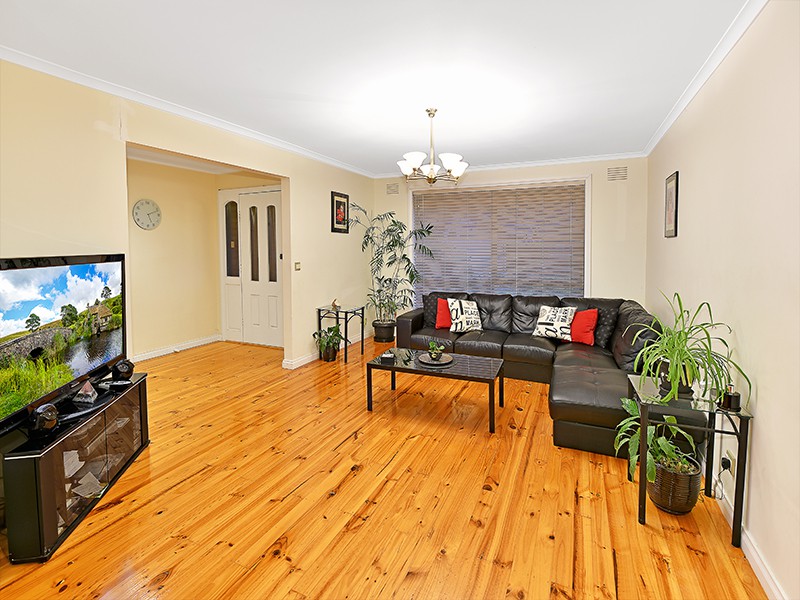 31 Medina Road, Keilor Downs, VIC 3038 - Thumbnail 1 - 20/05/2019