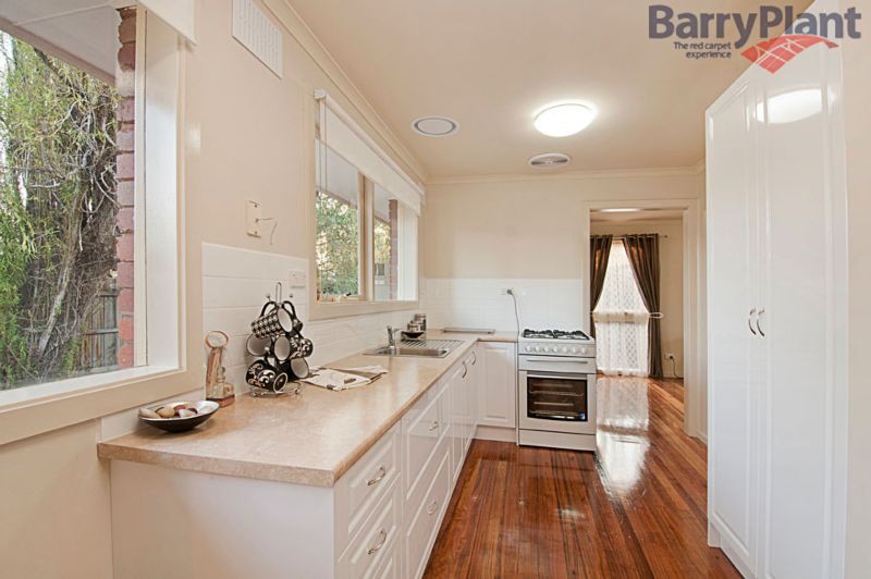 15 Harvey Close, Altona Meadows, VIC 3028 - Thumbnail 1 - 20/05/2019