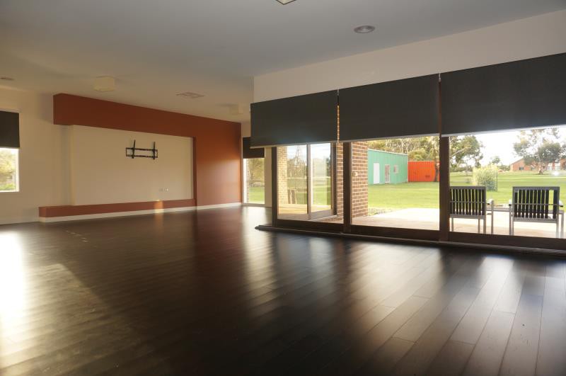 25 Saint Ronans Court, Sunbury, VIC 3429 - Thumbnail 2 - 23/05/2019