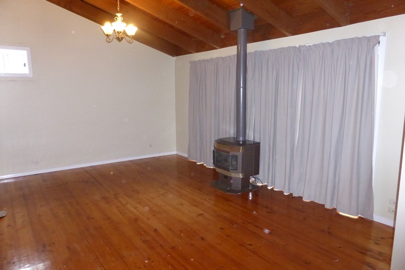 53 James Cook Drive, Diamond Creek, VIC 3089 - Thumbnail 2 - 23/05/2019