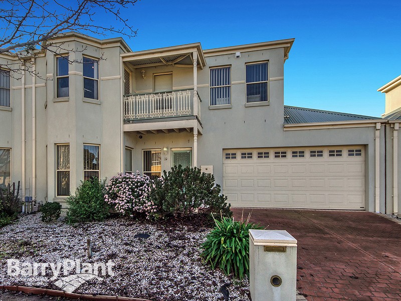 19 Meadowview Way, Cairnlea, VIC 3023 - Thumbnail 1 - 20/05/2019