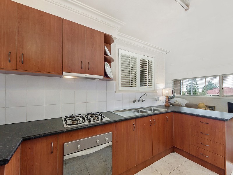 2/42 William Street, St Albans, VIC 3021 - Thumbnail 1 - 20/05/2019