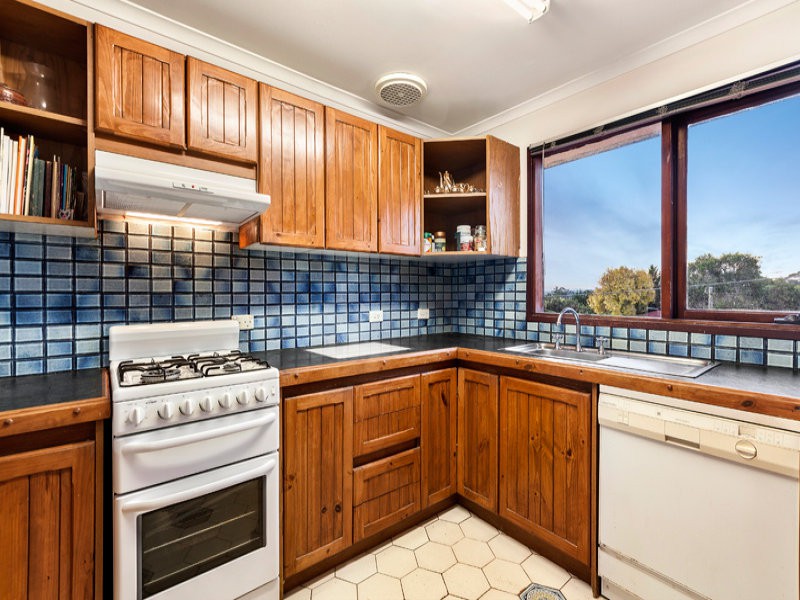36 Mayfair Avenue, Templestowe Lower, VIC 3107 - Thumbnail 2 - 23/05/2019