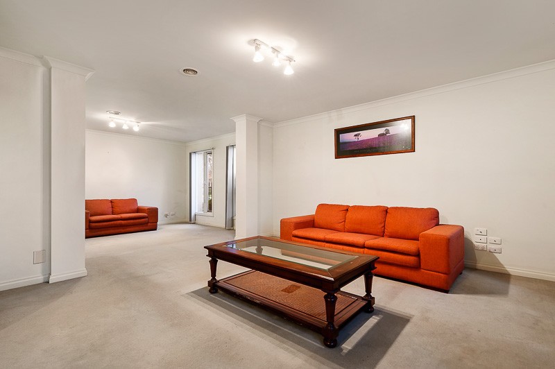 1 Crawford Road, Doncaster, VIC 3108, Doncaster - Thumbnail 2