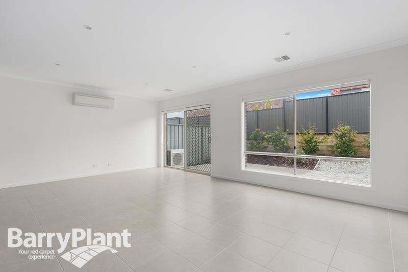 26/23 Atlantic Drive, Pakenham, VIC 3810 - Thumbnail 1 - 23/05/2019