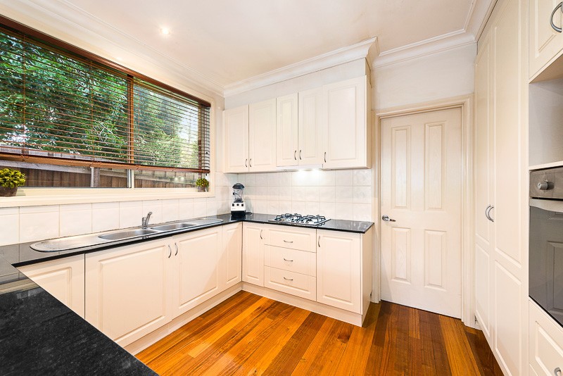 2/38 Boronia GroveDoncaster East, VIC 3109, Doncaster East - Thumbnail 3