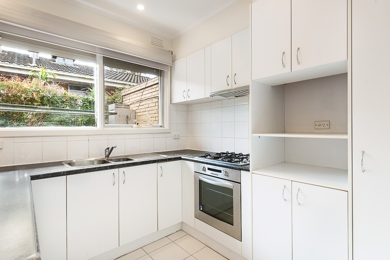 2/20 Wetherby Road, Doncaster, VIC 3108, Regency Downs - Thumbnail 3