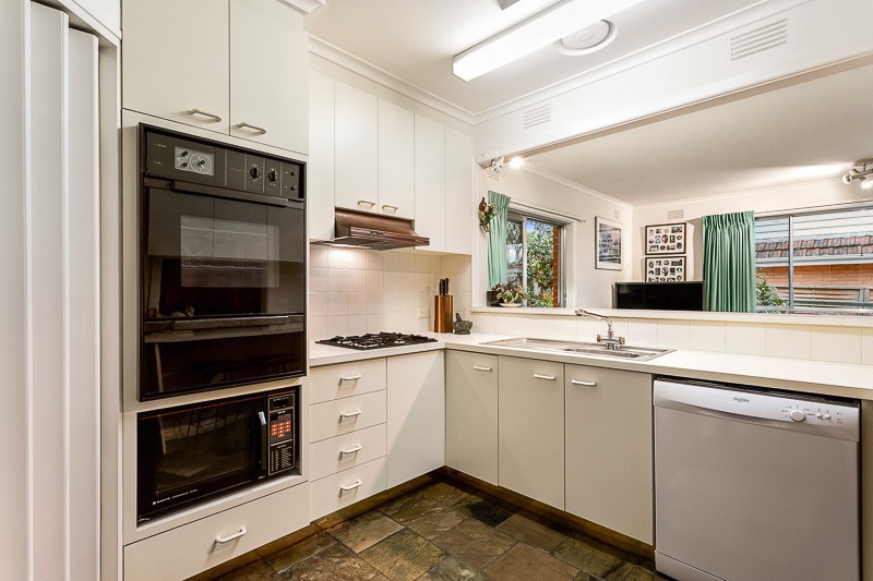 9 Lauer StreetDoncaster, VIC 3108, Doncaster - Thumbnail 2