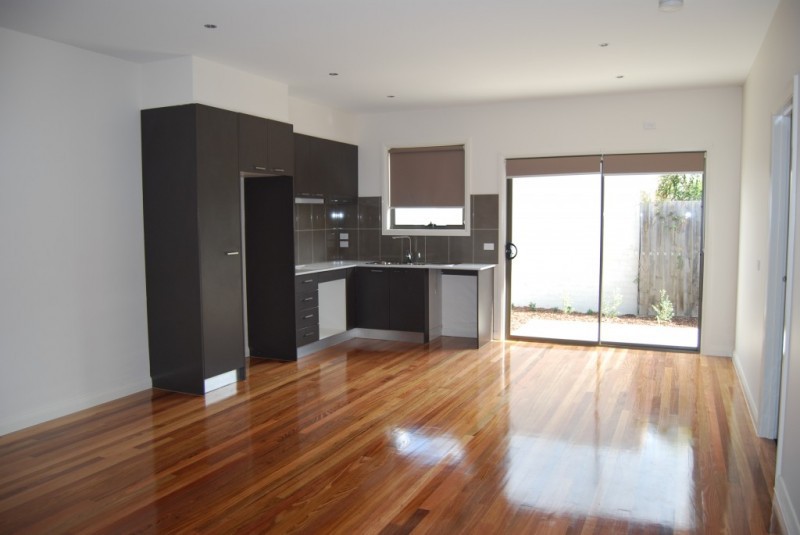 3/2 Westall Street, Thomastown, VIC 3074 - Thumbnail 1 - 23/05/2019