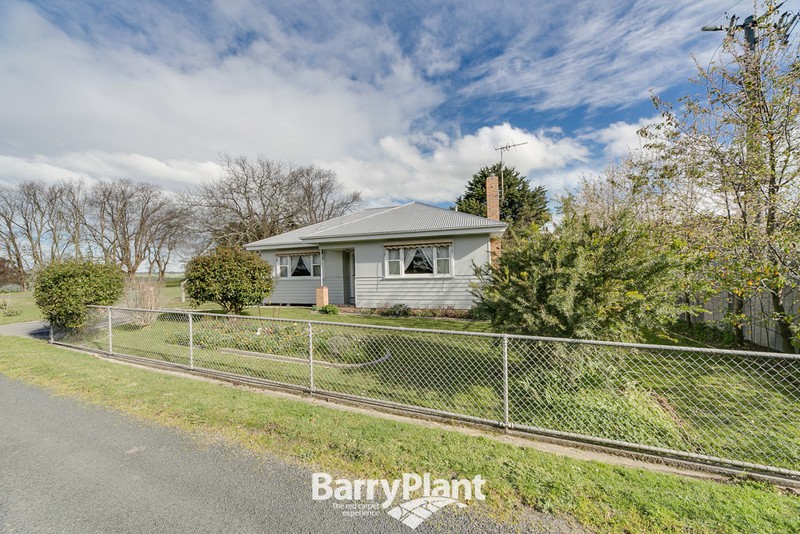 2466 Drouin-Korumburra Road, Poowong, VIC 3988 - Thumbnail 2 - 20/05/2019