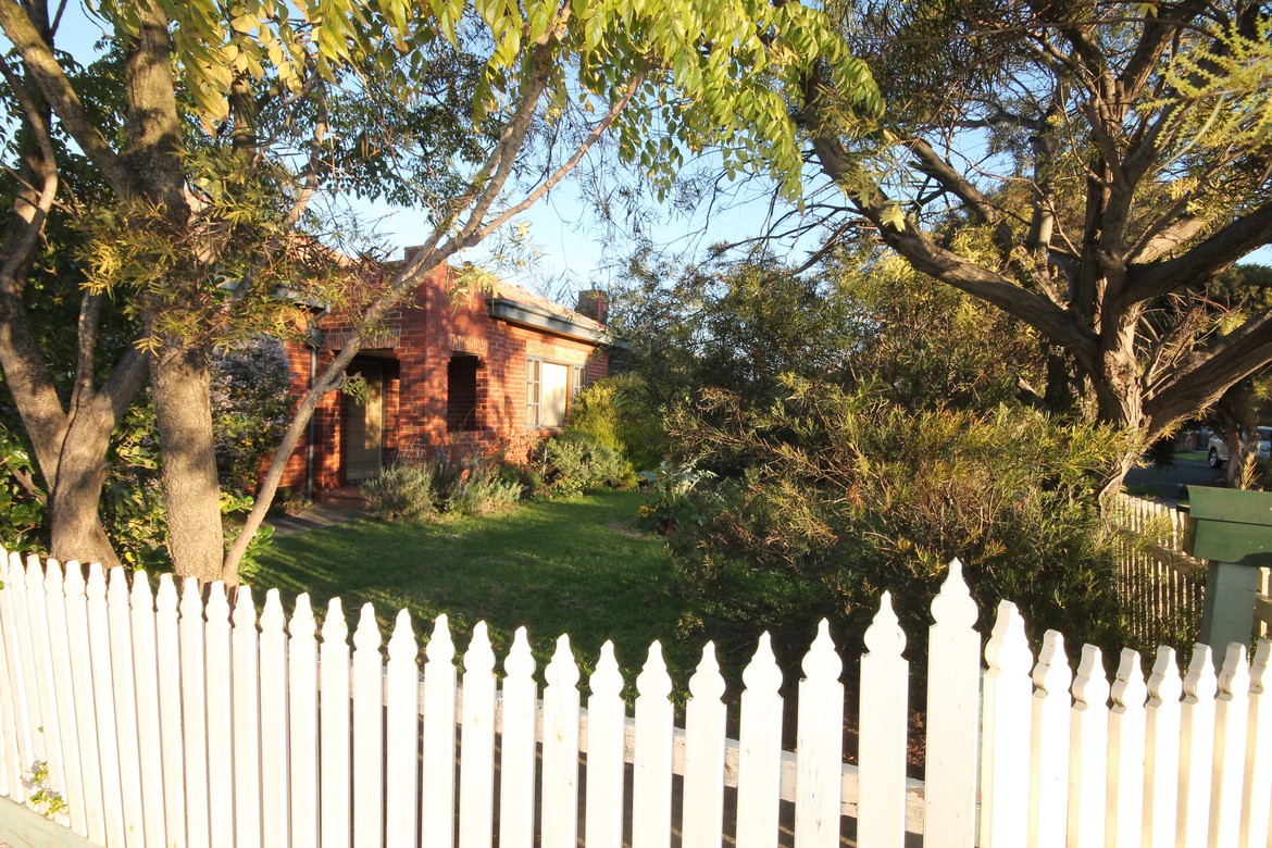 14 Excelsior Street, Reservoir, VIC 3073 - Thumbnail 1 - 23/05/2019