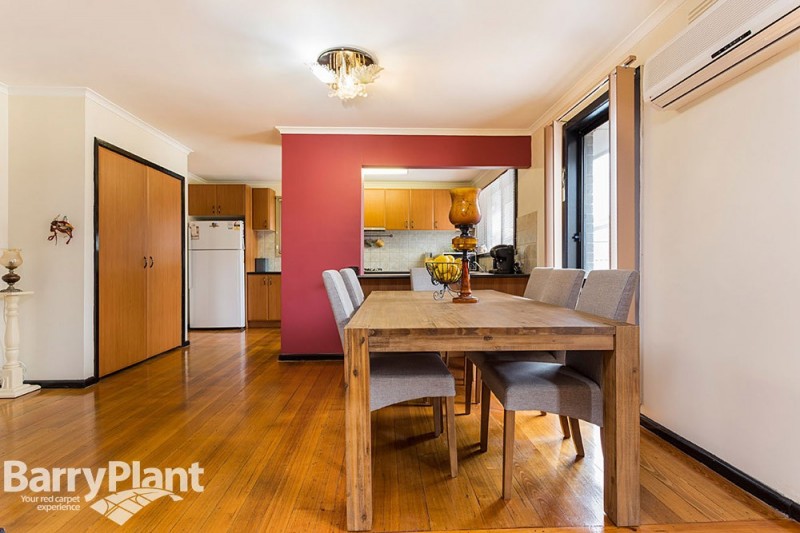 3 Merton Street, Altona Meadows, VIC 3028 - Thumbnail 2 - 20/05/2019